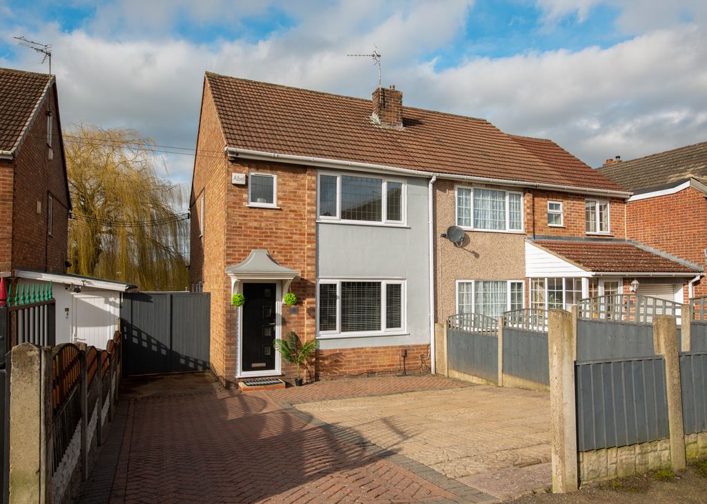 Property photo 1 of 14