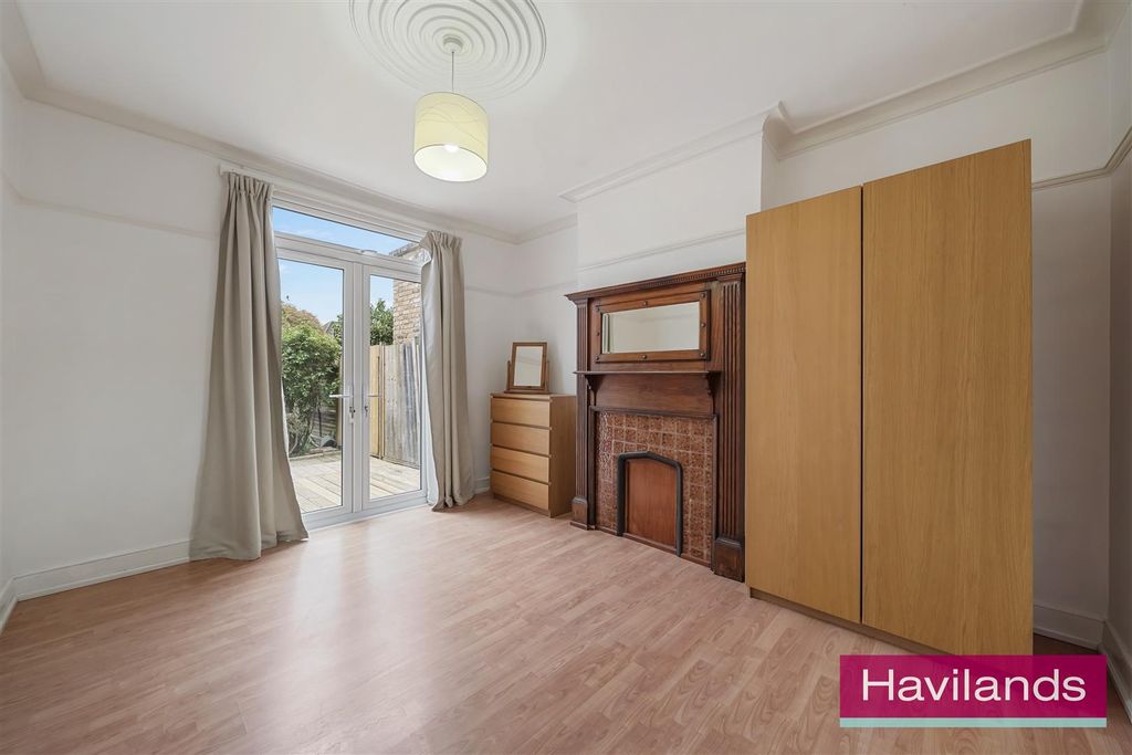 Property photo 3 of 12 Ridge Avenue-5.Jpg