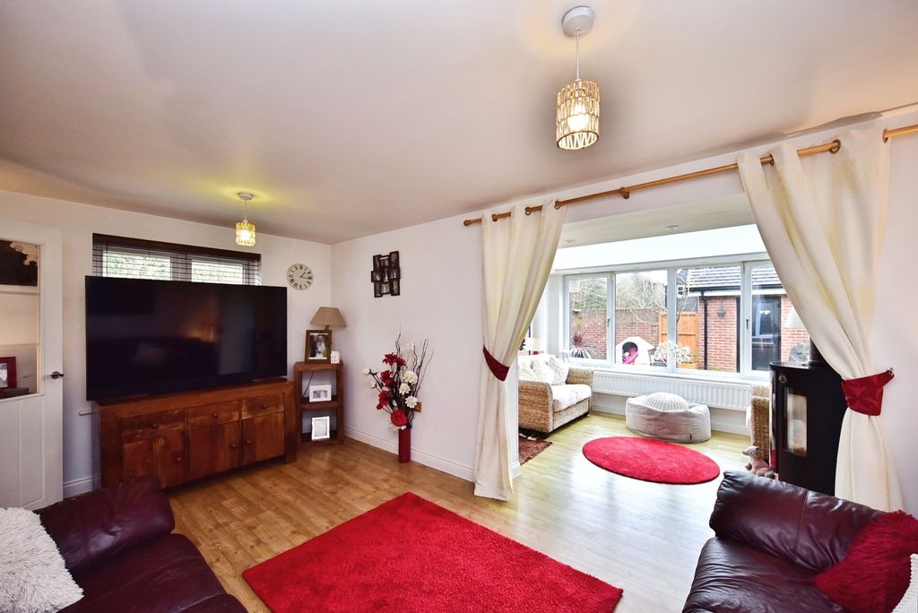 Property photo 2 of 20 Pbox-Img.Jpg