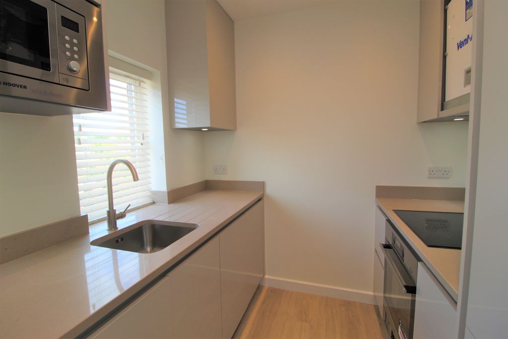 Property photo 2 of 7 1022453