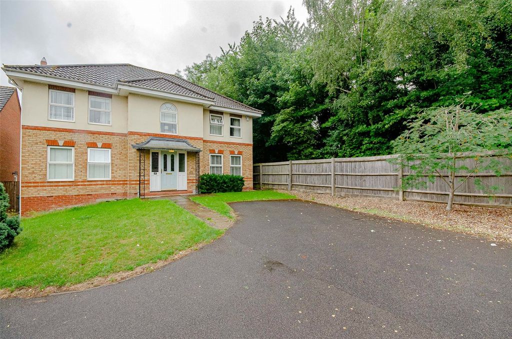 Property photo 1 of 14 Picture No. 16