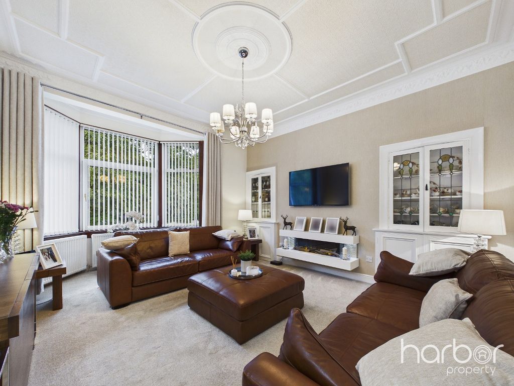Property photo 2 of 33 5324624