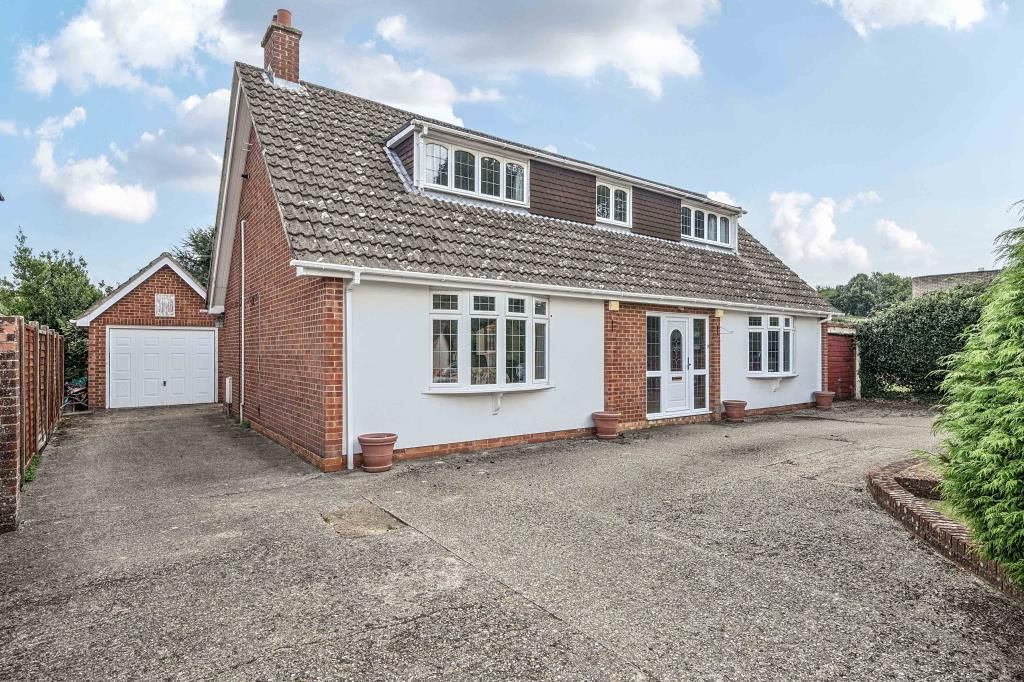 Property photo 1 of 19 External View