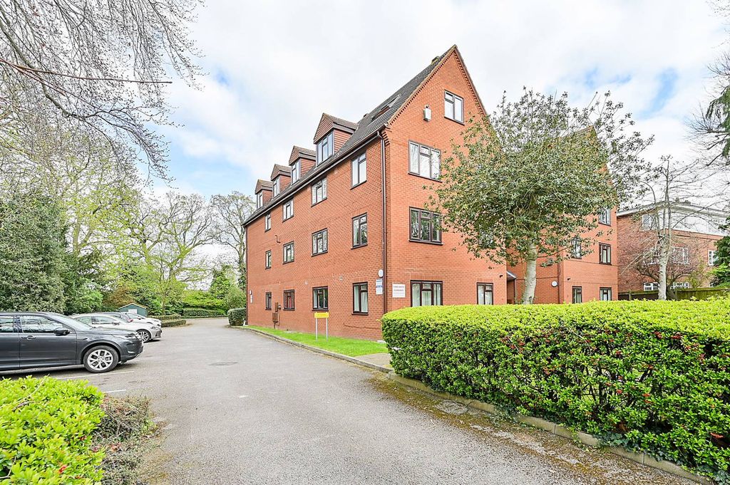 Property photo 2 of 9