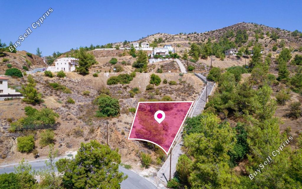 Property photo 3 of 6