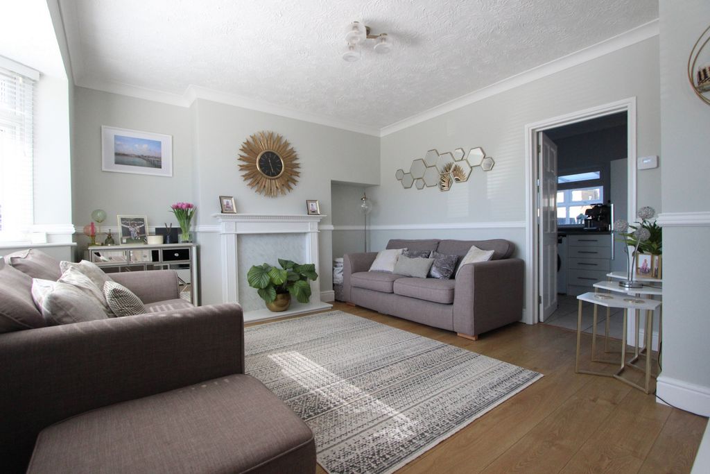 Property photo 2 of 15 Photo 1