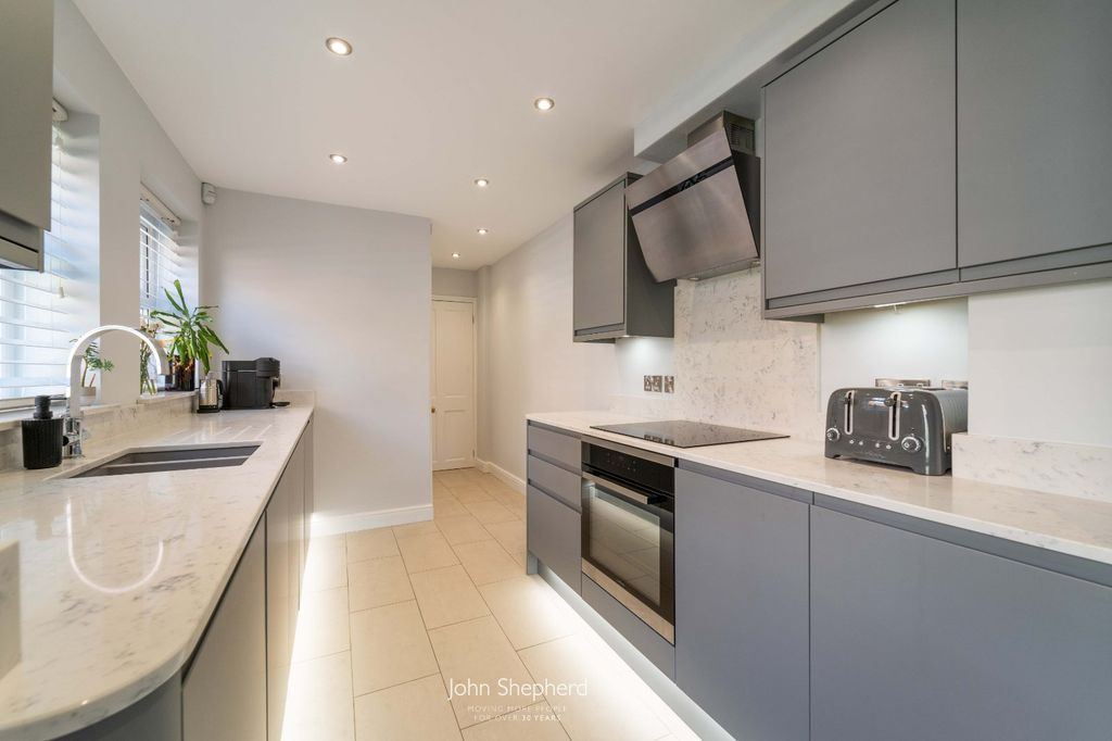 Property photo 3 of 16 Picture No. 08