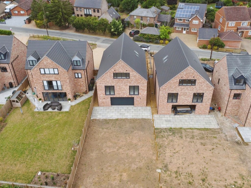 Property photo 1 of 18