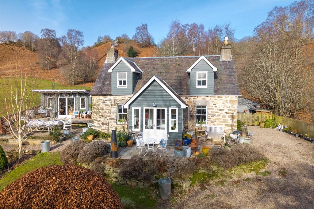 Property photo 1 of 30 Mouse Cottage