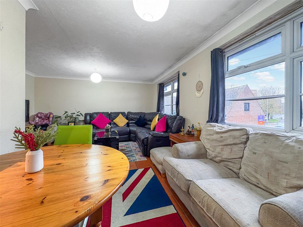 Property photo 3 of 10 194Da24Fad932A85503A8985B3497458Db4105d1.Jpg