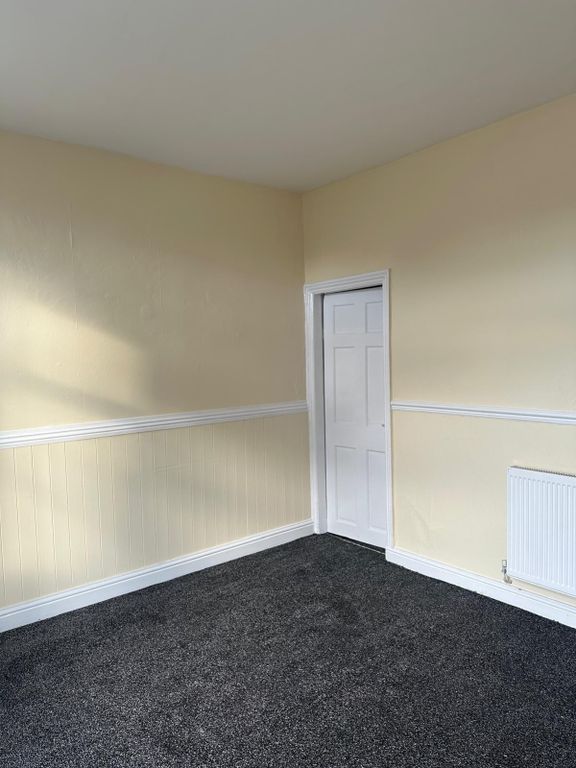 Property photo 3 of 9 3