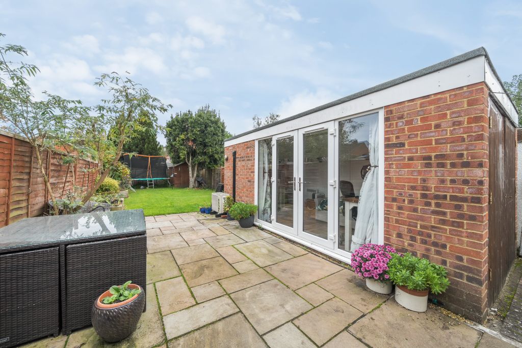 Property photo 3 of 17