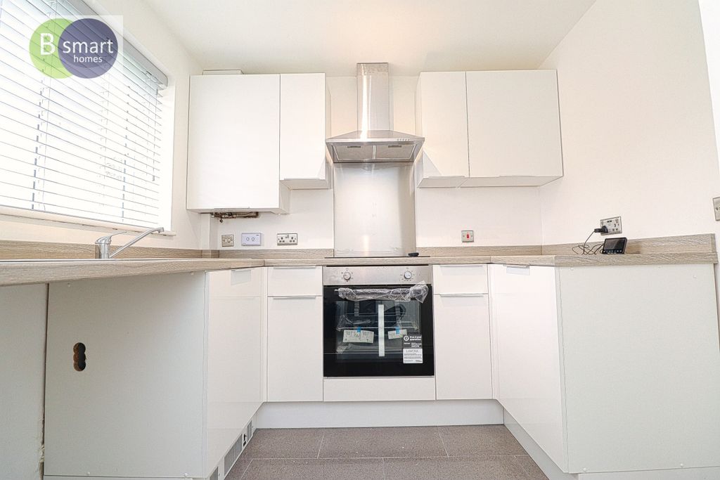 Property photo 2 of 10 Img_9958