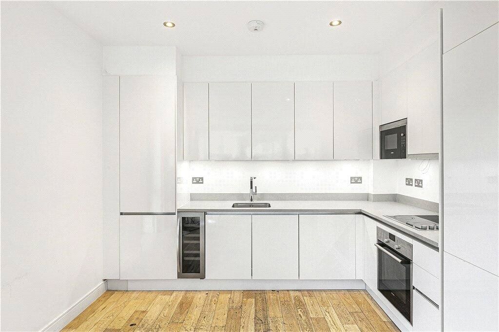 Property photo 2 of 11 Picture No. 12