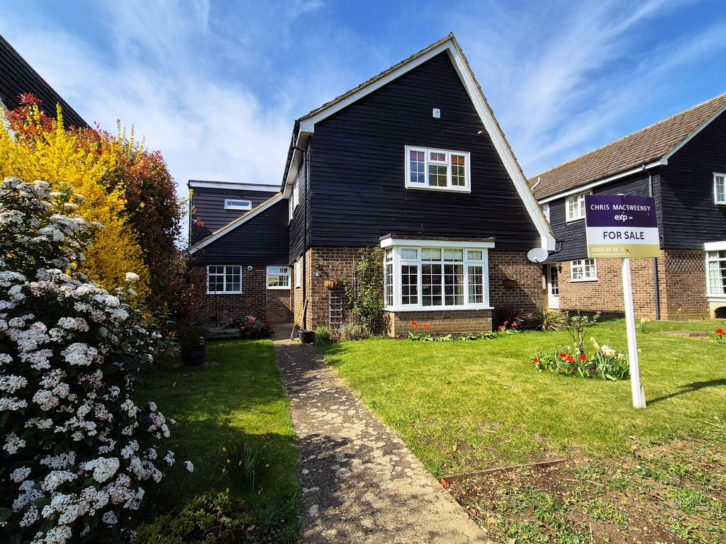 Property photo 1 of 25