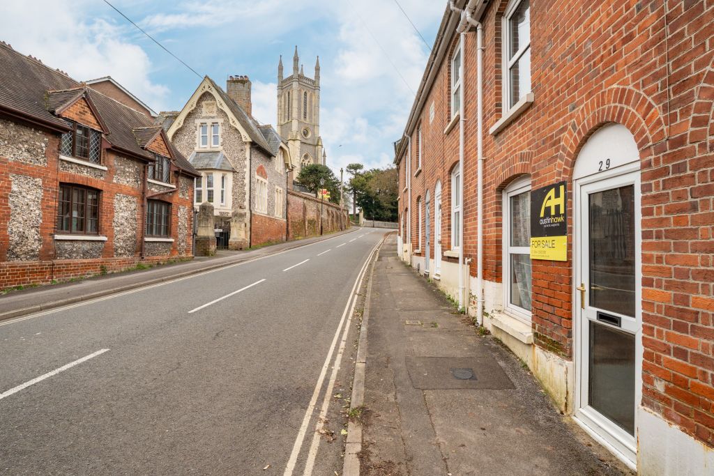 Property photo 2 of 22