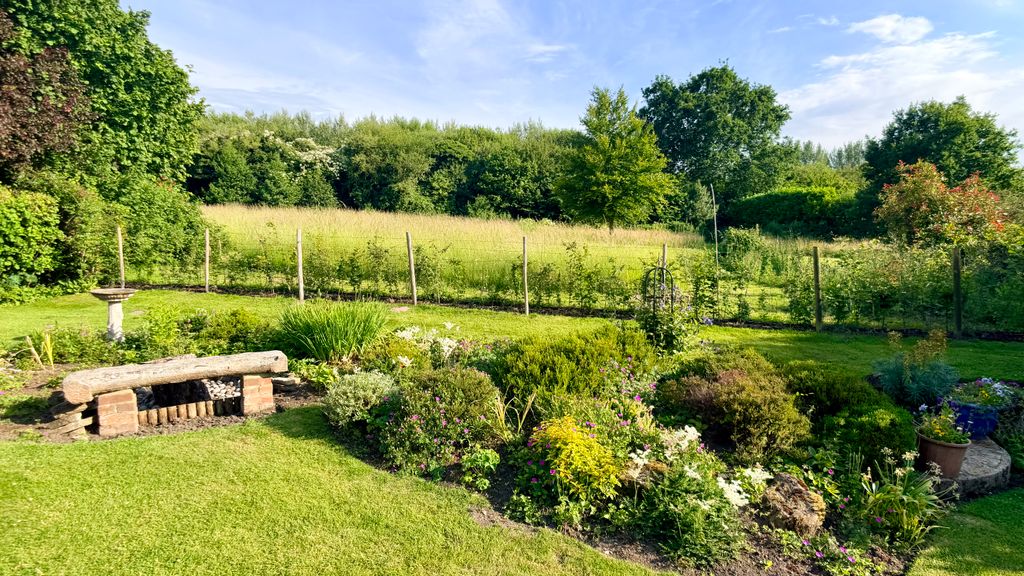 Property photo 3 of 34 3