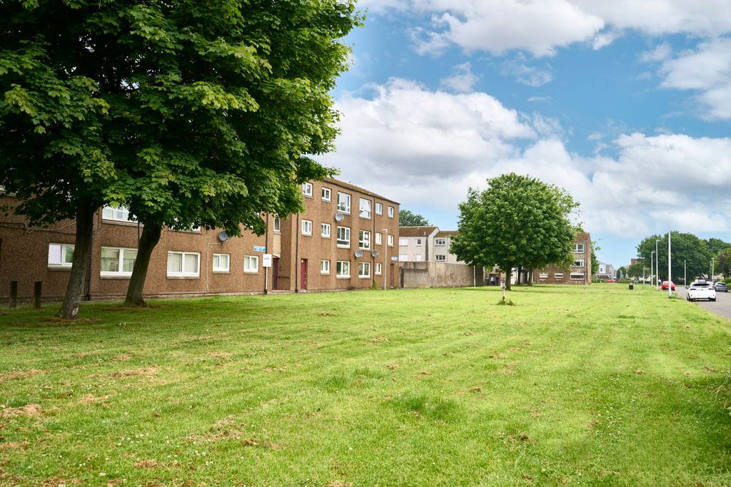 Additional image 19 of 2 bed flat for saleWallace Court, Grangemouth FK3