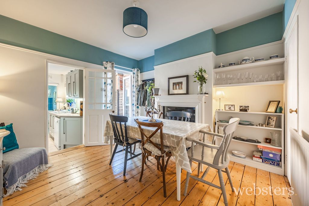 Property photo 3 of 20