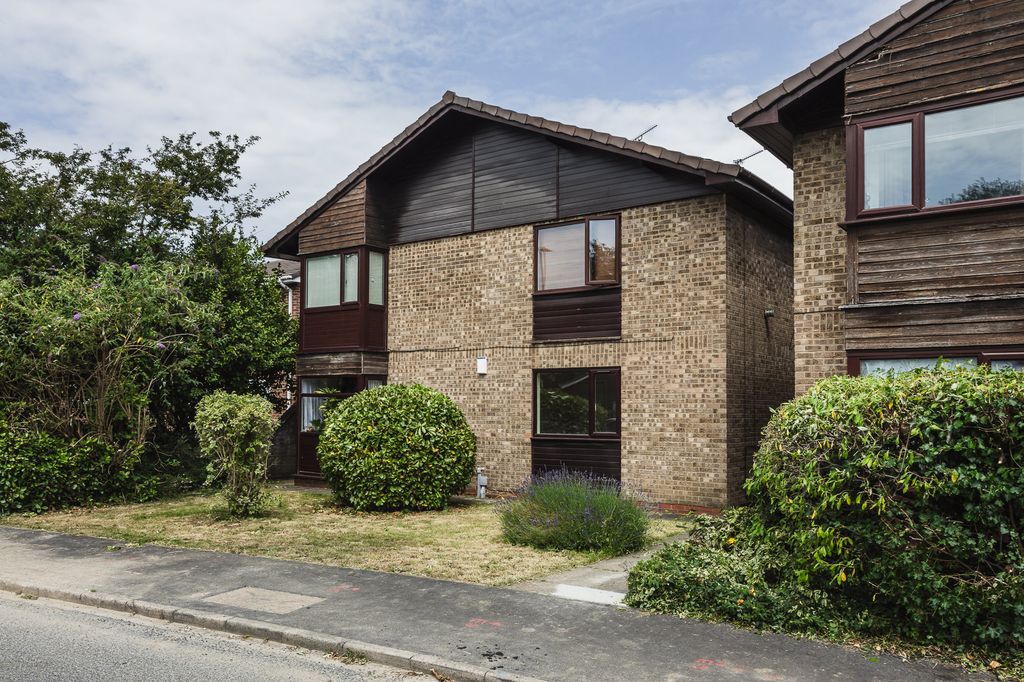 Property photo 1 of 14