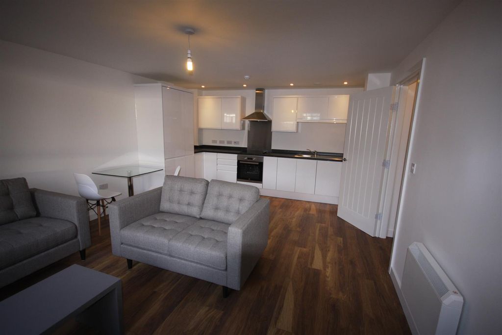 Property photo 2 of 5