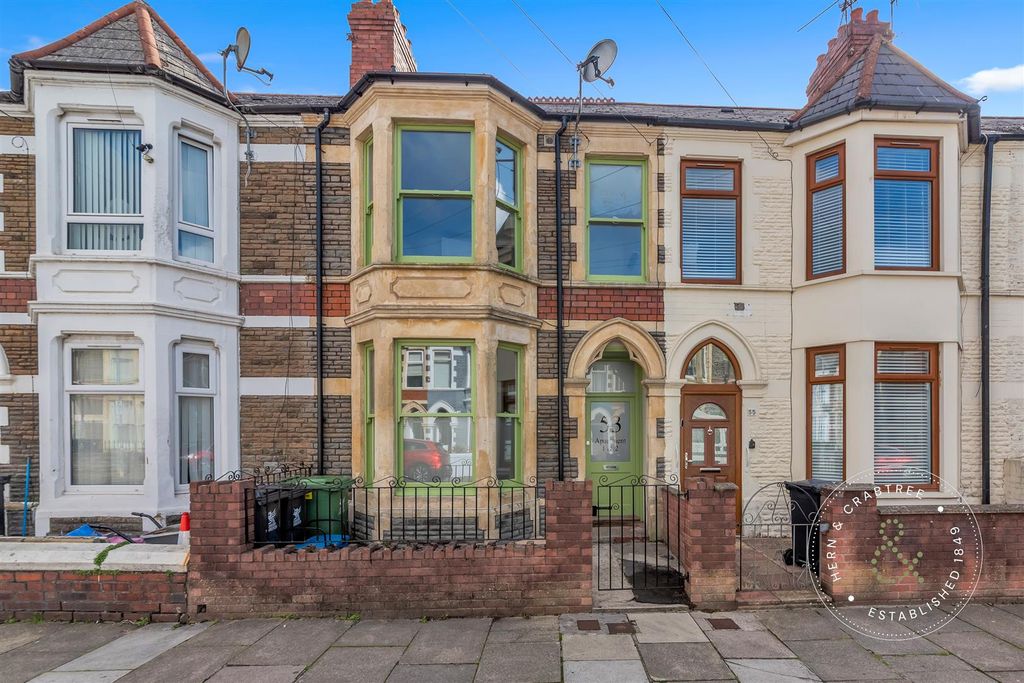 Property photo 1 of 26 Theobald-Road-01.Jpg