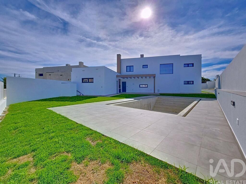 Property photo 1 of 29