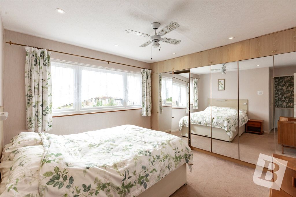 Property photo 3 of 31 Bedroom One