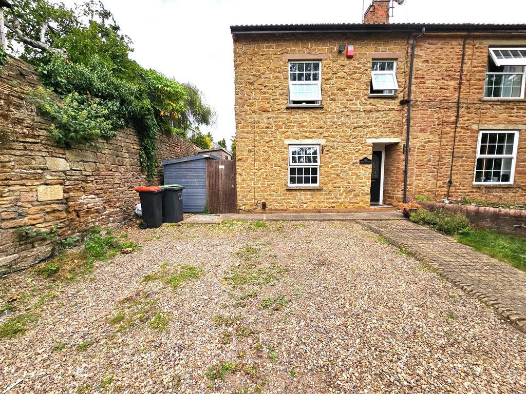 Property photo 1 of 18 Picture No. 03