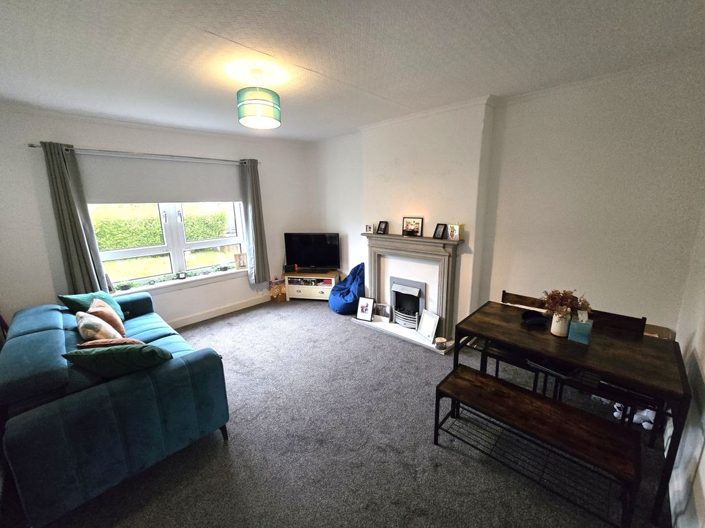 Property photo 3 of 12 2