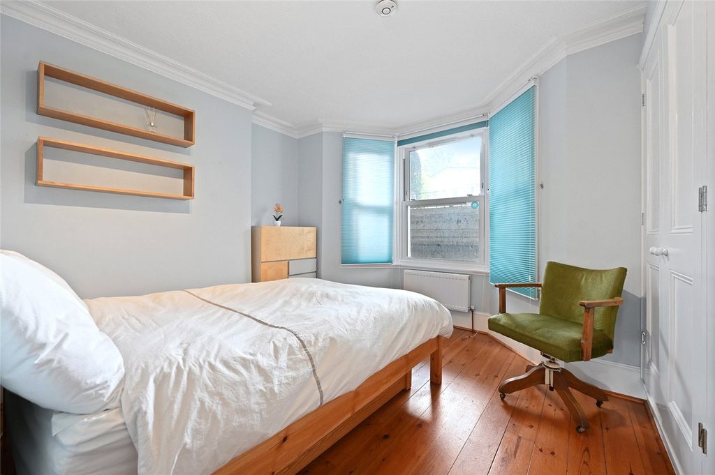 Property photo 3 of 11 Picture No. 01