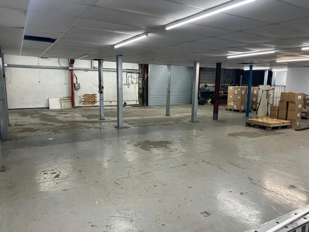 Property photo 3 of 6 Warehouse 3.Jpg