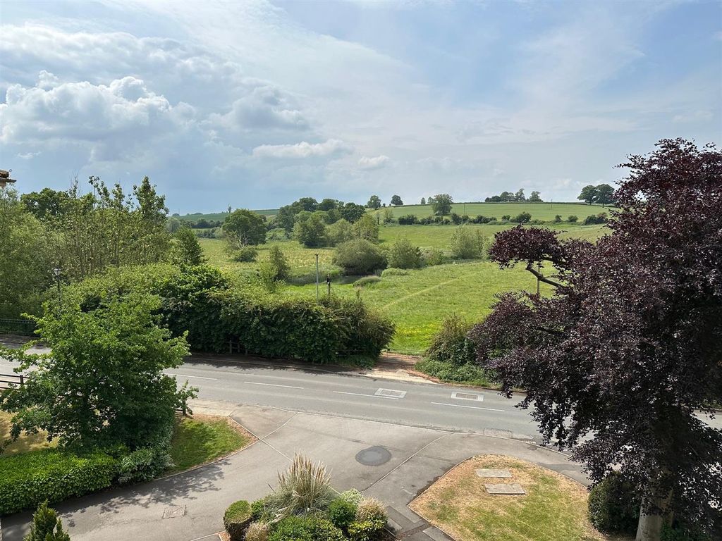 Property photo 2 of 14 View 3.Jpg