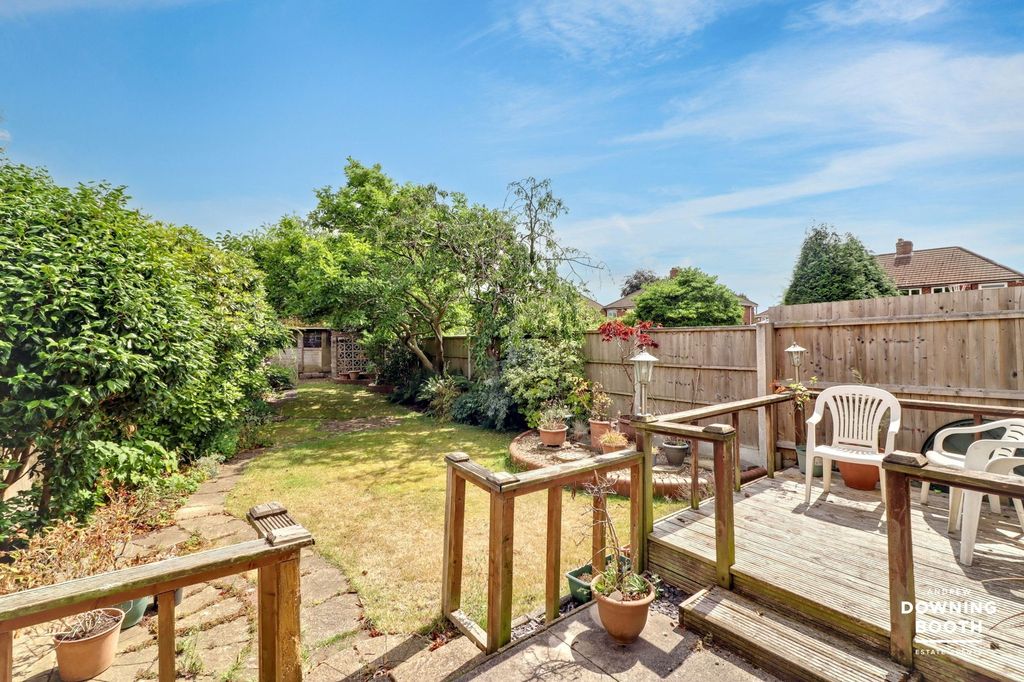 Property photo 2 of 16