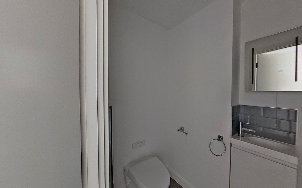 Property photo 3 of 15 Bathroom