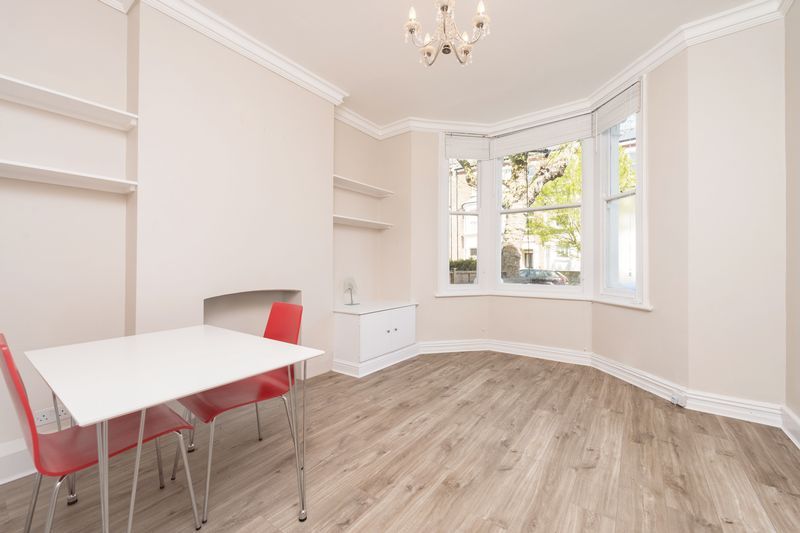 Property photo 2 of 11 Photo 3