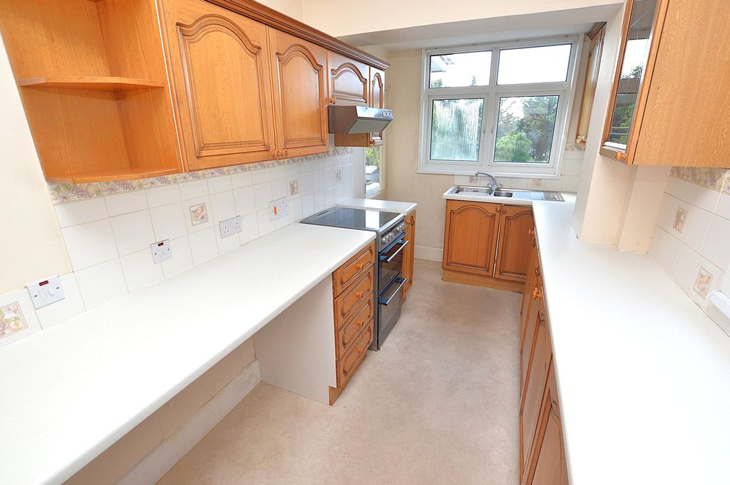 Property photo 3 of 13 Kitchen