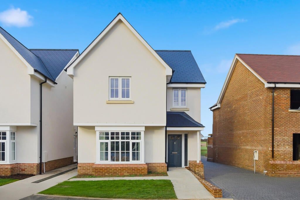 Property photo 1 of 21