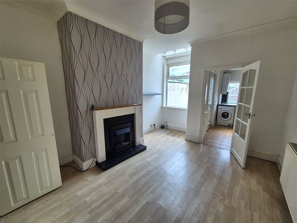 Property photo 3 of 9 Picture No. 04