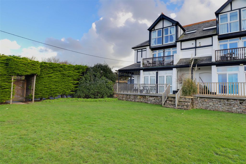 Property photo 2 of 12 Picture No. 08