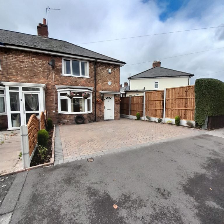 Property photo 2 of 27 Gallery