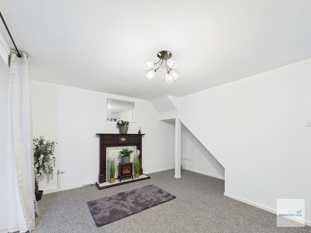 Property photo 3 of 14 Cam03394G0-Pr0418-Still002