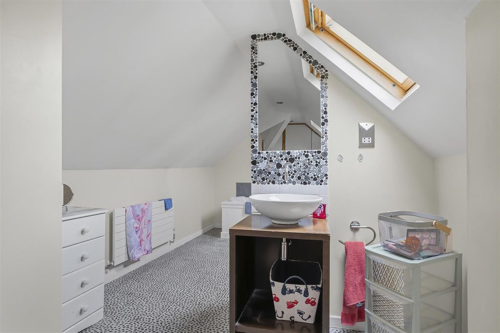 Additional image 28 of 4 bed flat for saleBrooklands Court, Otley LS21