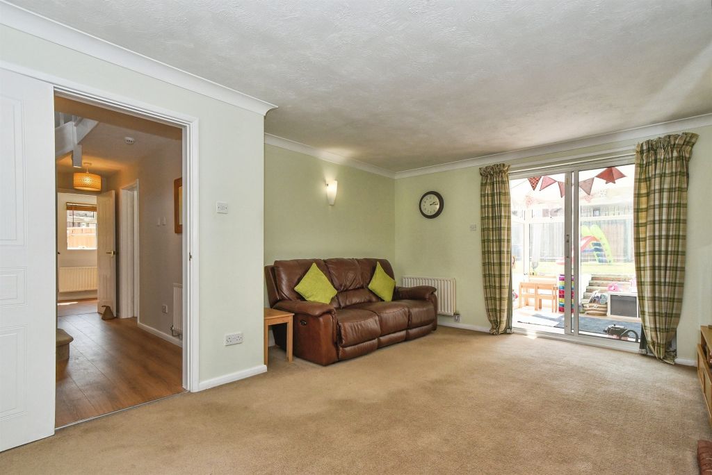 Property photo 3 of 18