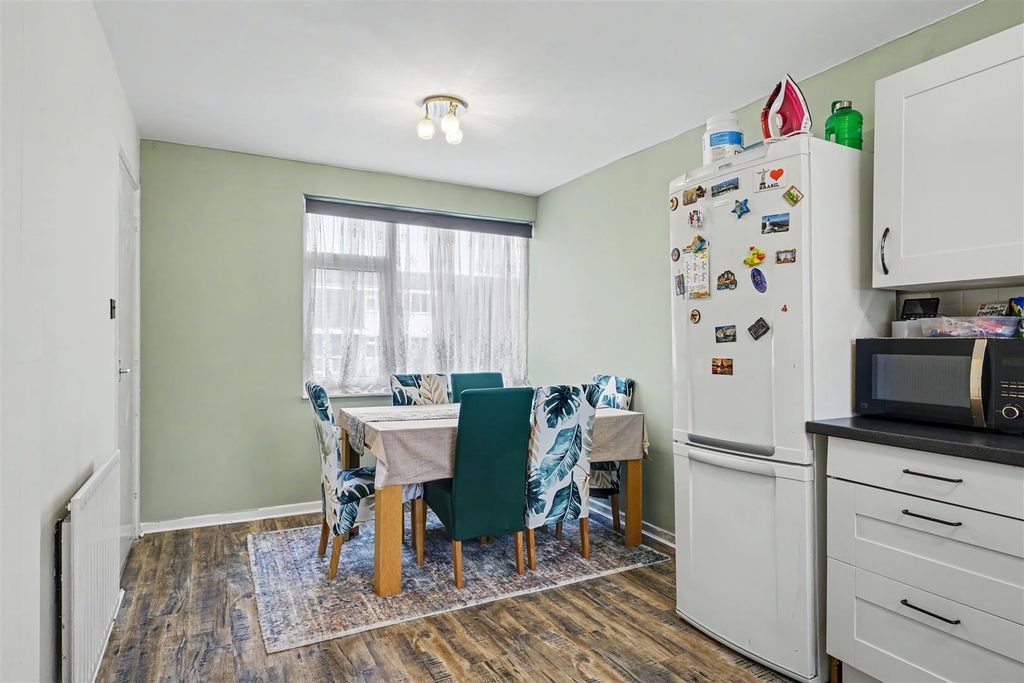 Property photo 3 of 19 Kitchen_Diner 1_3.Jpeg