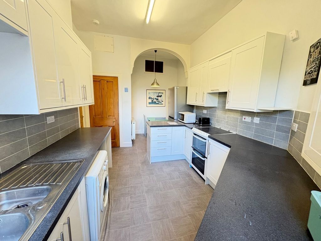 Property photo 3 of 10 Picture No. 17