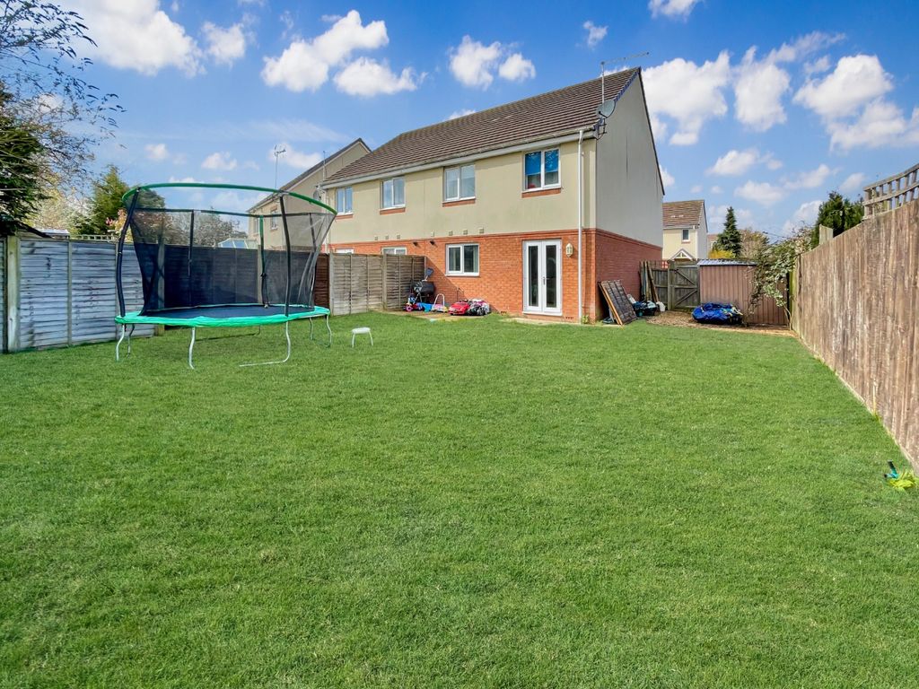 Property photo 2 of 12 3968174