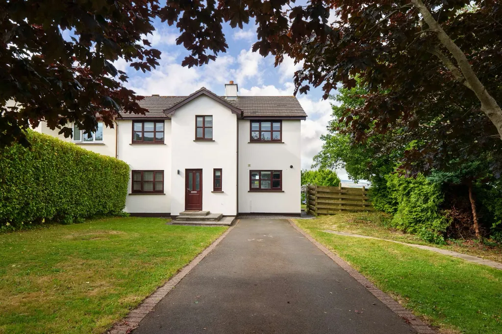 Property photo 1 of 26