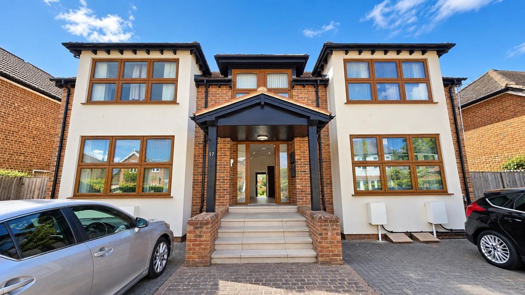 Property photo 1 of 6 Ed573632-0B93-4DCC-Be4A-Ef46A4B52Dda.Png