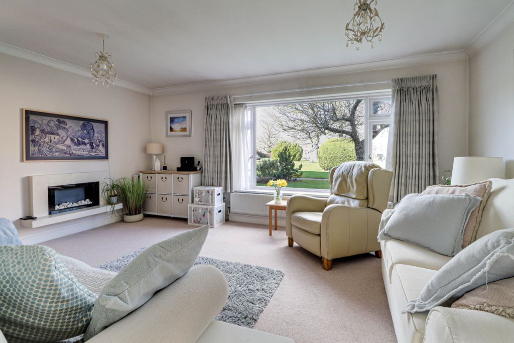 Property photo 2 of 15 Living Room